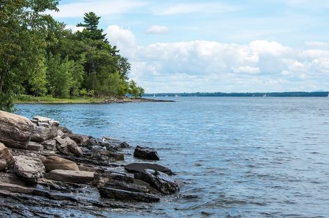 15 Best Things to Do in Lake Champlain Lake Champlain, Body Of Water, Free Things To Do, Scenic Drive, Fall Color, Go Camping, Science And Nature, Girls Trip, State Parks