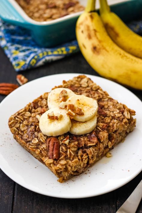 Toaster Oven Baked Oatmeal Recipe Oven Baked Oatmeal, Vegan Baked Oatmeal, Toaster Oven Recipes, Banana Baked Oatmeal, Baked Oatmeal Recipes, Smart Oven, Countertop Oven, Crunchy Pecans, Unsweetened Applesauce