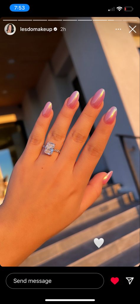 L Lesdomakeup Ring, Chrome Nails Short, Pink Shellac Nails, Pink Shellac, Pink Chrome Nails, Pink Chrome, Shellac Nails, Nails Short, Chrome Nails