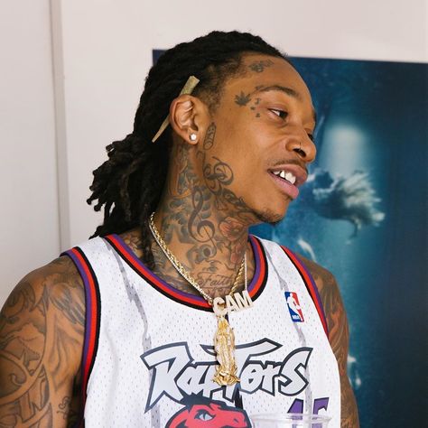 Whiz Khalifa, Migos Quavo, Taylors Gang, Black Kings, Tattoo Inspiration Men, Half Sleeve Tattoos For Guys, Image Swag, Black Men Hairstyles, Wiz Khalifa