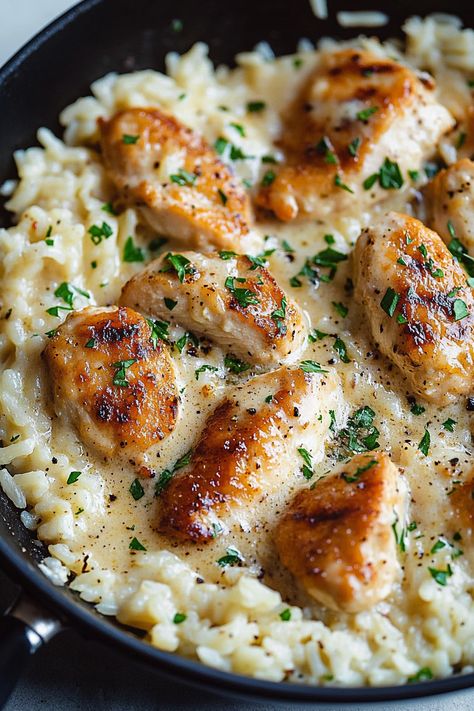 One Pan Creamy Parmesan Chicken with Rice Easy Weeknight Dinners With Rice, Weeknight Comfort Food, Easy Reheatable Meals Lunch Ideas, Chicken And Rice Sauce Recipes, Chicken Rice Parmesan, Rice Dish Recipes, Chicken Leftovers Recipes, Chicken And Rice Bowl Recipes, Quick Comfort Food Dinners