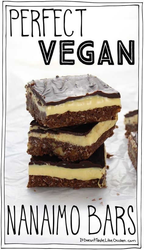 Nanaimo Bar, Nanaimo Bar Recipe, Cookie Base, Nanaimo Bars, Vegan Bar, Desserts Vegan, Vegan Christmas, Classic Desserts, Vegan Dessert Recipes