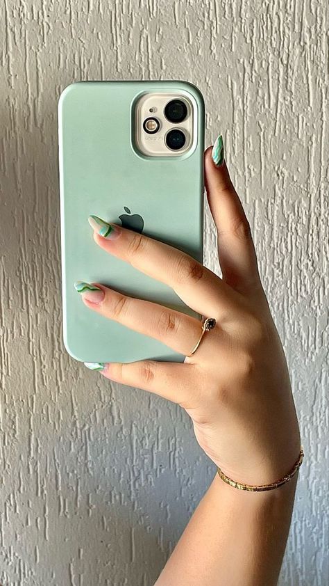 Iphone 12 Green Aesthetic, Iphone 12 Green, Iphone 12 Aesthetic, Aesthetic Phonecases, Casetify Iphone Case, Iphone Selfie, Future Iphone, All Apple Products, Green Phone Case