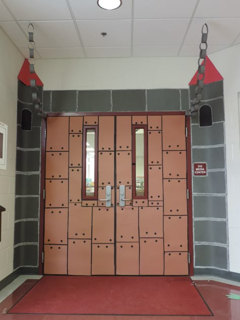 Keepers Of The Kingdom Decorations, Vbs Kingdom Theme, Keepers Of The Kingdom Vbs Crafts, Castle Classroom Door Decorating Ideas, Medieval Vbs Decorations, Kingdom Seekers Vbs Decor, Kingdom Vbs Decorations, Keepers Of The Kingdom Vbs Decorations, Medieval Classroom Door Decor