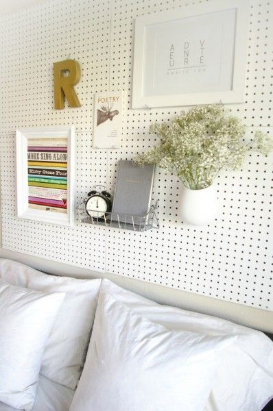 pegboard as a head board.. good idea in apartments when you can't keep putting new holes in the walls everytime you want to change things up Pegboard Headboard, Pegboard Storage, Pegboard Organization, Diy Headboards, White Sheets, Diy Headboard, Design Sponge, Peg Board, Small Bedroom