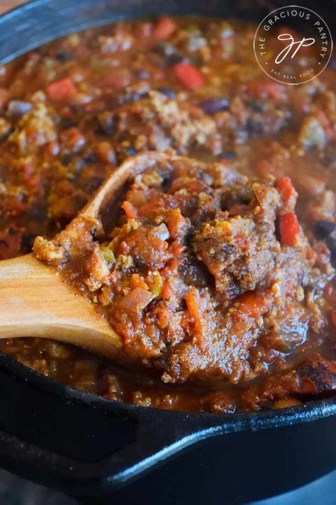 Dutch Oven Chili Recipe - | Dutch Oven Recipes Dutch Oven Chili Recipe, Peppers Ground Beef, Dutch Oven Chili, Oven Roasted Tomatoes, Jalapeno Pepper, Chili Recipe Turkey, Dutch Oven Cooking, Dutch Oven Recipes, Savory Dishes