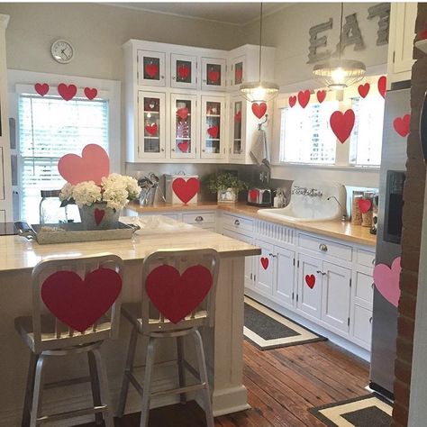 Valentines Outside Decor, Valentines Decor Kitchen, Valentine’s Day Outdoor Decorations, Valentines Cabinet Decor, Valentines Day Decorations Kitchen, Valentine�’s Day Desk Decor, Valentines Day Mantel Decorating Ideas, Valentine's Day Decorations For Home, Outdoor Valentine Decor