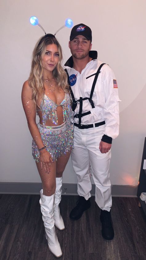 Astronaut Men Costume, Couple Halloween Costumes Astronaut, Couple Space Costumes, Cowboys Vs Aliens Costumes, Couple Halloween Costumes Alien, Alien Space Costume, Nasa And Alien Couple Costume, Halloween Rave Outfits Couple, Men In Black And Alien Costume