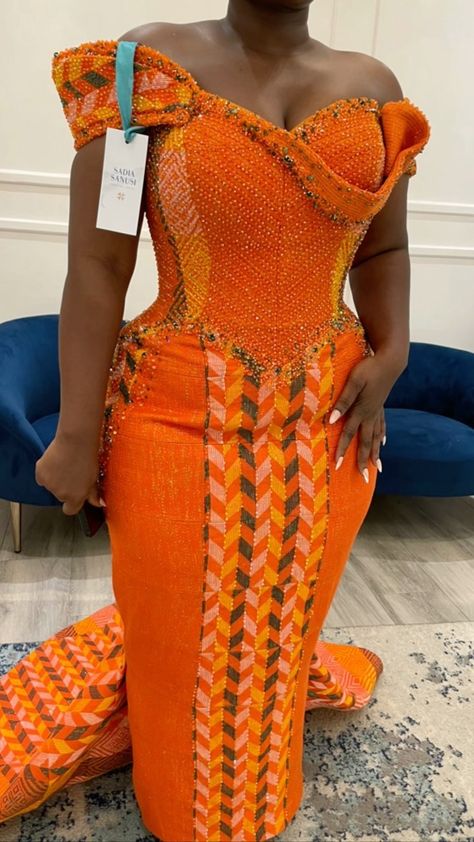 Orange Kente Styles For Engagement, Kente Styles For Engagement Ghana, Print Dress Designs, Kente Dress, Traditional Gowns, Kente Styles, Best African Dresses, Ankara Gown Styles, Traditional Weddings