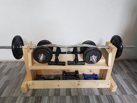 Dumbell Rack Diy Wood, Dumbell Rack Diy, Dumbell Storage, Weight Storage Ideas, Dumbell Rack, Home Gym Storage, Gym Organizer, Home Gym Set, Gym Storage