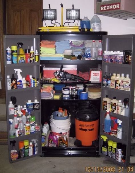 Storage of Detailing supplies - Auto Geek Online Auto Detailing Forum Car Detailing Garage Ideas, Detailing Garage Ideas, Car Detail Shop, Officine In Garage, Car Detailing Supplies, Detailing Business, Mobile Detailing, Garage Design Interior, Garage Organization Tips