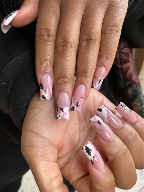 Coffin Shape Cow Print Nails, Pink Cow Print Nails Acrylic, Swirly French Tip Nails, Pastel Cow Print Nails, Swirly French Tip, Short Cow Print Nails, Pink Western Nails, Pink Cow Nails, Pink Cow Print Nails