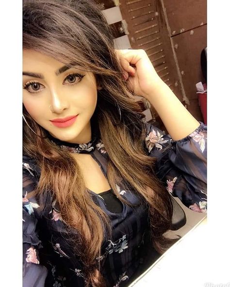 Brishty Islam Bristy Islam, Ashima Saxena, Brishty Islam, Pakistani Bridal Makeup, Beautiful Lady, Bollywood Girls, Cute Cosplay, Pakistani Bridal, Bridal Makeup