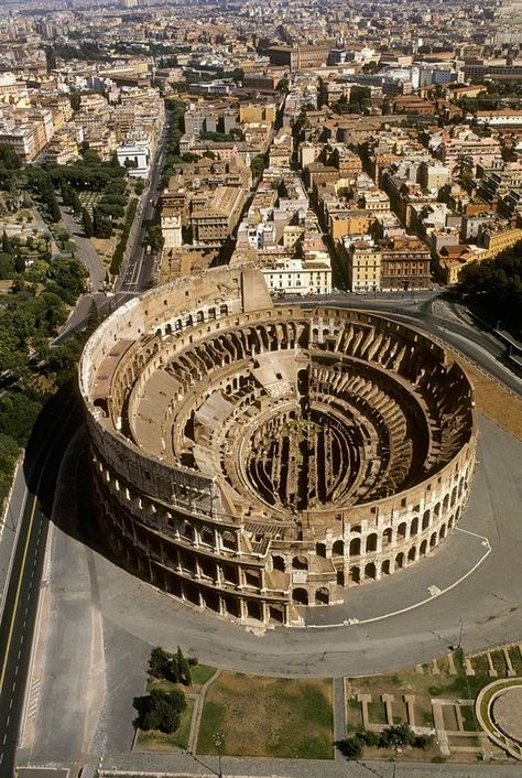 Istoria Artei, Colosseum Rome, Mesopotamia, Festival Posters, Rome Italy, Eastern Europe, Places Around The World, Albania, Aerial View