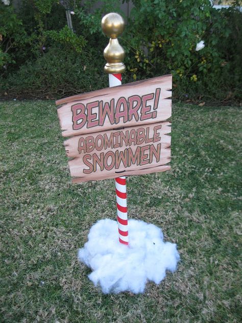 DAVE LOWE DESIGN the Blog: Sign of Abominable Snowmen: Part Four Frosty The Snowman Party Decorations, Abominable Snowman Door Decoration, Rudolph Decorations, Abdominal Snowman, Christmas Villains, Abominable Snowman Rudolph, Bumble The Abominable Snowman, Hallway Transformation, Train Tree