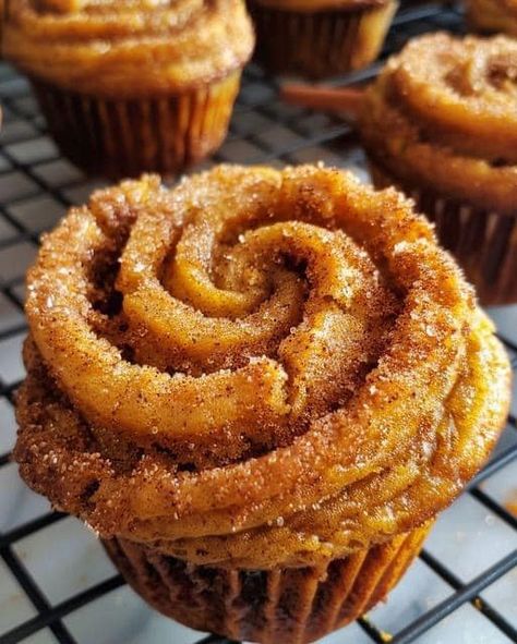 Mama's Favorite Recipes | Cinnamon Sugar Swirl Muffins | Facebook Avani Recipes, Optimal Recipes, Cinnamon Swirl Muffins, Swirl Muffins, Tin Recipes, Muffins Easy, Sweet Muffin, Vanilla Bean Ice Cream, Easy Homemade Recipes