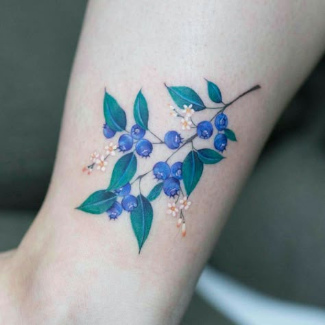 Blueberry Flower Tattoo, Cute Colored Tattoos, Berry Tattoos, Small Color Tattoo, Berries Tattoo, Blue Flower Tattoo, Berry Tattoo, Blueberry Tattoo, Blue Tattoos