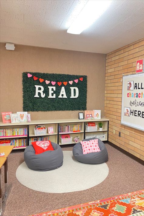 Small Preschool Classroom Layout, Dreamy Classroom, Classroom Set Up Ideas, Elementary Classroom Ideas, Agriculture Classroom, Preschool Classroom Layout, Teaching Energy, Classroom Setup Elementary, 2024 Classroom