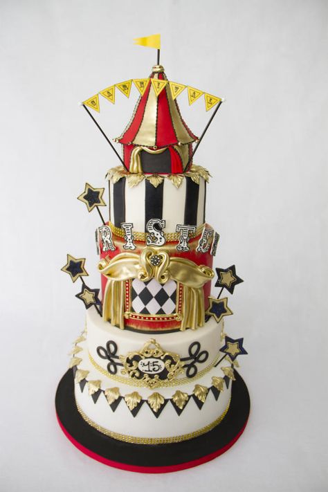 Antique Circus Cake - Cake by Andres Enciso Vintage Circus Cake, Circus Cake Ideas, Antique Circus, Theatre Cake, Circus Birthday Cake, Carnival Cake, Circus Food, Circus Cakes, Retro Circus