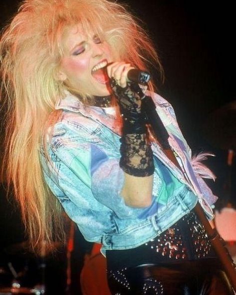 Jan Kuehnemund, Janet Gardner, 80s Big Hair, Trashy Clothes, 80s Hair Metal, Big Blonde Hair, Trashy Outfits, Lita Ford, Christina Applegate