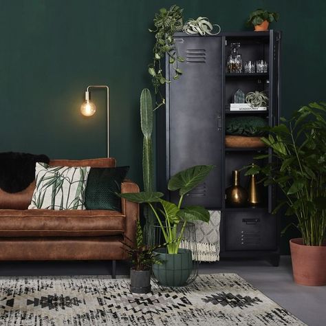 interior design | living room | dark green wall | brown leather sofa | indoor plants | black cabinet | moody interior style | modern Sofa Kulit, Dark Green Walls, Brown Leather Sofa, Green Walls, Living Room Green, Green Rooms, A Living Room, Room Colors, Design Layout