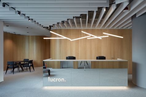 Modern Office Design Ideas, Office Design Ideas, Architects Office, Traditional Office, Office Pictures, London Office, Modern Office Design, Minimalist Office, Office Layout