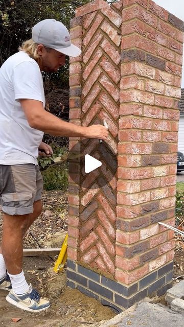 Tradectory on Instagram: "Got to love a bit of herringbone from @t_poole_brickwork 🧱👌  #brickiestools #bricklayer #bricklaying #brickielife #brickie" Brick Laying, Brick Cladding, Brickwork, Love A, Herringbone, New Homes, Home And Garden, On Instagram, Instagram