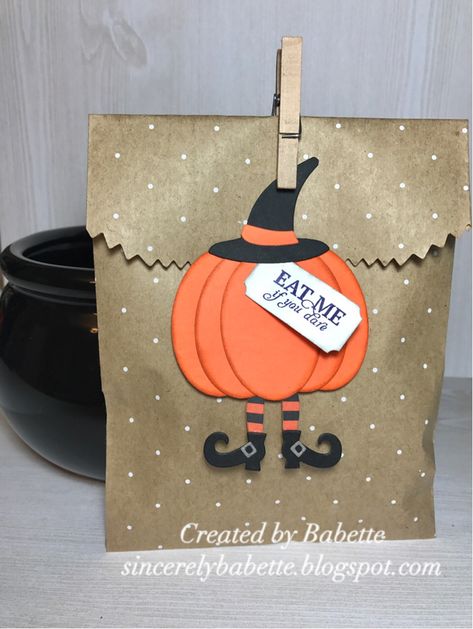 I'm lovin' these little witch legs from the Echo Park Co., Bewitched die set. The sentiment is from the Wickedly Sweet Treat, Paper Pumpkin ... Witch Treat Bags, Halloween Paper Treat Bags, Paper Bag Witch Craft, Halloween Broomstick Treat Bags, Diy Felt Halloween Treat Bags, Halloween Diy Crafts Decoration, Hallowen Party, Halloween Infantil, Dulces Halloween