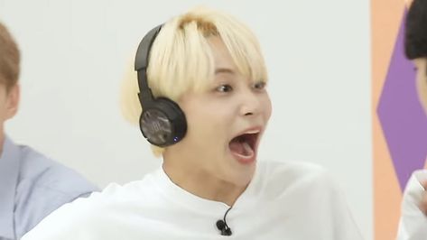 Seventeen Reaction Pics, Seventeen Jeonghan, Going Seventeen, Reaction Pics, Kpop Memes, Reaction Pictures, Over Ear Headphones, Headset, Seventeen