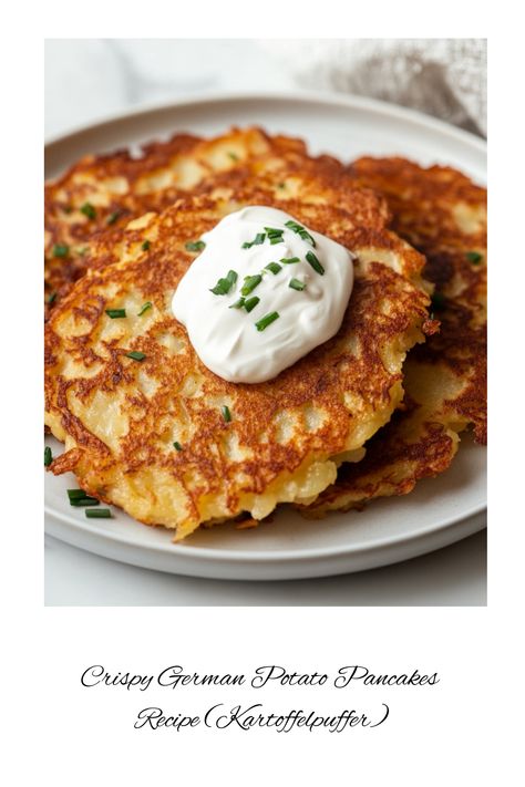 Discover how to make authentic German Potato Pancakes (Kartoffelpuffer), a crispy and delicious treat, perfect for serving with bratwurst, applesauce, or sour cream. Easy to prepare and perfect for breakfast or dinner! German Dinners, Mashed Potato Pancakes Recipe, Leftover Mashed Potato Pancakes, German Snacks, Potato Pancakes Recipe, Easy German Recipes, German Potato Pancakes, Italian Main Dishes, Crispy Pancakes