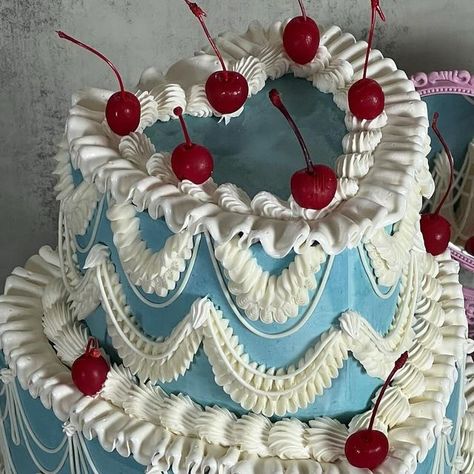 Blair Gutierrez on Instagram: "Retro heart shaped three tier wedding cake. 🍒 🎂 serves 100. Coconut cake, passionfruit curd filling, fresh squeezed lime Swiss buttercream. . . . #weddingcake #lambethcake #retrocake #vintagecake #heartcake #vintagewilton #wiltoncake #pinterestcake #cakes #tieredcake #nycwedding #nycweddingcake #cakeart #vintageweddingcake #nycwedding #weddingideas #weddinginspiration" Passionfruit Curd, Three Tier Wedding Cake, Swiss Buttercream, Curd Filling, Heart Wedding Cakes, Pinterest Cake, Retro Heart, Wilton Cakes, Wedding Cakes Vintage