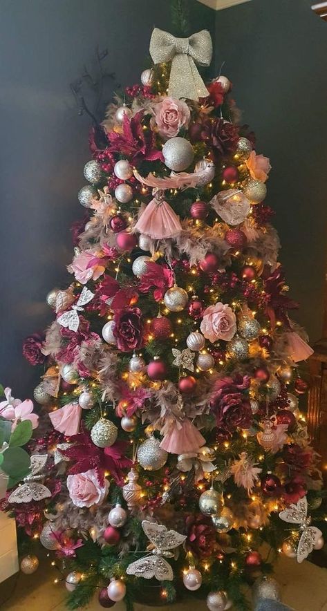 Searching for classy Christmas decor & Christmas tree inspiration? See our fav Christmas tree decorating themes for 2024 - from totally rustic and traditional to modern and aesthetic - these modern Christmas decor ideas are a must-see! (Lots of cozy Christmas decor - save to your Christmas tree inspo / Christmas decor inspiration board for later!) Christmas Tree Ideas Pink And Red, Maroon And Pink Christmas Tree, Red Pink Gold Christmas Tree, Burgundy Pink Christmas Tree, Fuchsia Christmas Tree, Dark Pink Christmas Tree, Pink Red And Green Christmas Tree, Red Pink Christmas Tree, Burgundy And Pink Christmas Tree