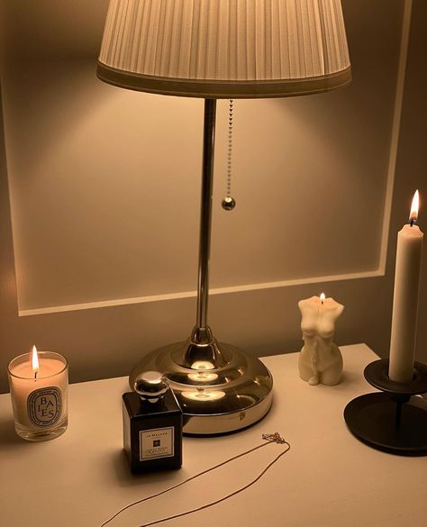 S O P H I E 🍯 on Instagram: “Cosy Sunday evenings are my favourite 🕯🍵 . . .pr included #diptyque #candleaddict #candleaddiction #candlesofinstagram #jomalonelondon…” Cosy Evening, Jo Malone London, Desk Lamp, My Favourite, Ruby, Decor Ideas, Table Lamp, Candles, On Instagram