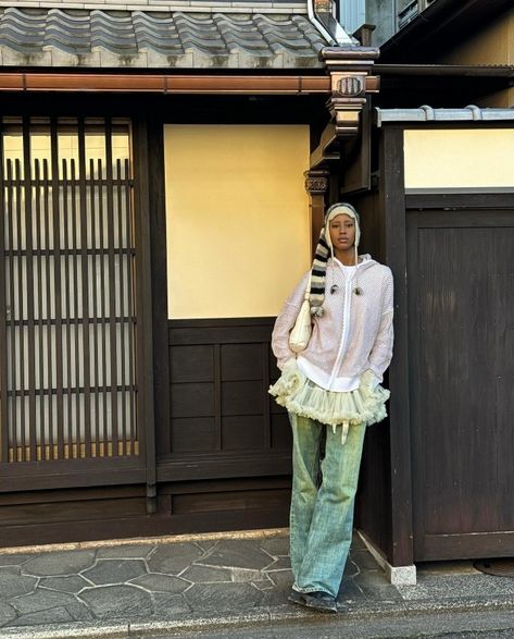 Hodan Yousuf in Kyoto, 2024 Hodan Yousuf, Funky Fitz, January 7, Kyoto, Fashion Inspo, Mac, My Style, Sewing, Books