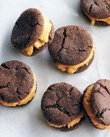 Since when does dessert have to be serious? Ice cream sandwiches in fall flavors are great fun. Pumpkin Dessert Ideas, Gingerbread Ice Cream, Gingerbread Pumpkin, Pumpkin Gingerbread, Chewy Gingerbread Cookies, Ice Cream Sandwiches Recipe, Pumpkin Ice Cream, Pumpkin Recipes Dessert, Ice Cream Sandwiches