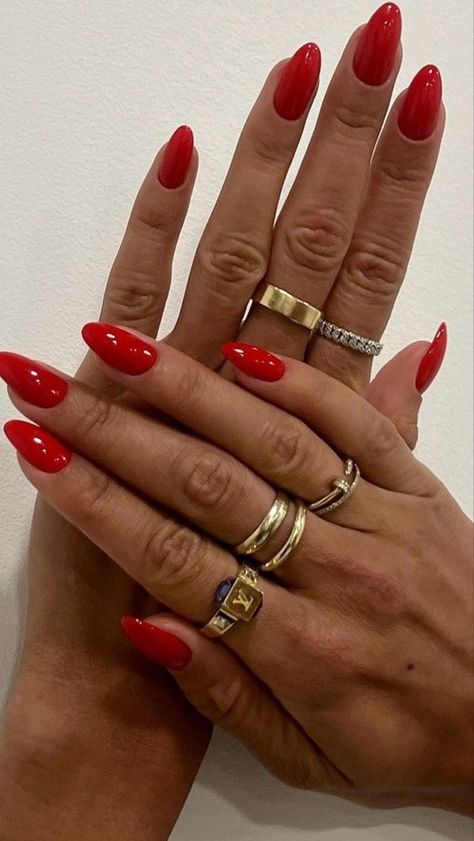 Cherry Wine Nails, Red Wedding Nails, Red Summer Nails, Bright Red Nails, Wine Nails, Nagellack Trends, September Nails, Cherry Wine, Spring Nail Colors