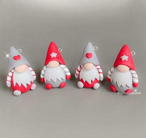 Clay Models, Clay Christmas Decorations, Clay Magnets, Air Dry Clay Projects, Polymer Clay Jewelry Tutorials, Christmas Clay, Polymer Clay Christmas, Polymer Crafts, Cute Polymer Clay