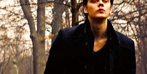 Roman Godfrey Gif, Hemlock Grove Roman, Damon Y Elena, Bill Skarsgård Gif, Skarsgard Brothers, Bill Skarsgard Pennywise, Roman Godfrey, Hemlock Grove, Billy Boy