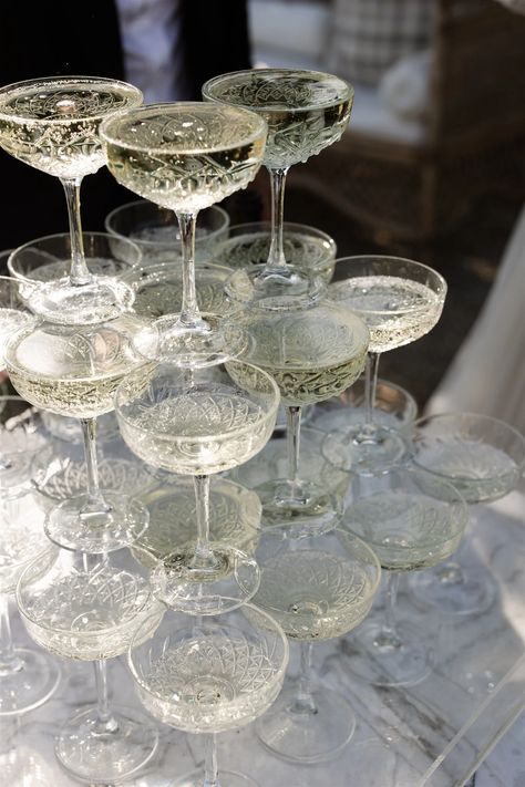 Pearls and Prosecco Bridal Shower Theme | Bridal Shower 101 Pearls And Processo Party, Champagne And Pearls Theme, Pearl Wedding Aesthetic, Champagne Themed Party, Prosecco And Pearls, Pearls And Prosecco Bachelorette, Prosecco Tower, Bridal Shower Ideas Themed Elegant, Champagne Tower Aesthetic