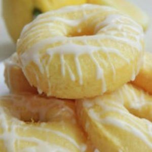 Fluffy Recipe, Cake Donuts Recipe, Easy Donut Recipe, Divas Can Cook, Smart Points Recipes, Weight Watchers Smart Points, Donuts Recipe, Weight Watchers Breakfast, Weight Watchers Recipes