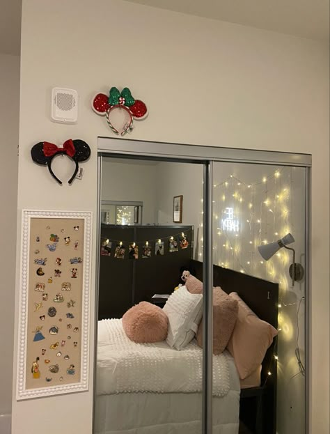 Subtle Disney Room, Dcp Room Ideas, Disney Dorm Room, Dcp Dorm Room Decor, Dcp Room Decor, Disney College Program Room, Adult Disney Bedroom, Closet Wall Decor, Disney Decor Bedroom