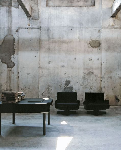 Concrete Office Design, Brutalism Interior Design, Private Office Design, Brutalism Interior, Brutalist Interior, Office Styling, Minimal Apartment, Vincenzo De Cotiis, Interior Design Blogs