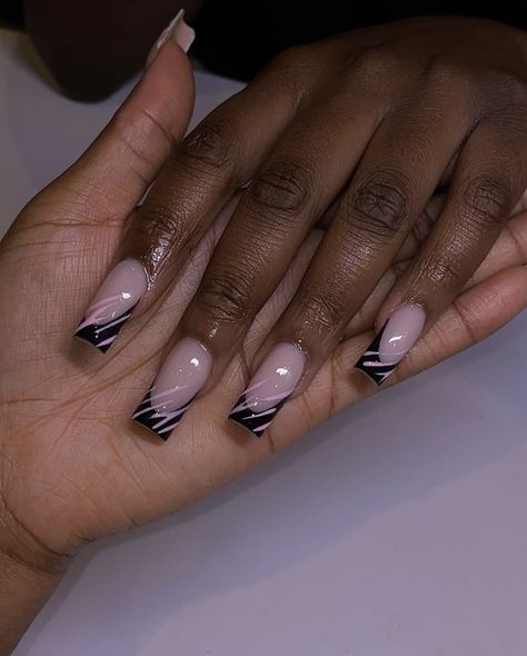 Nail Colors For Black Women, Colors For Black Women, Quartz Nails, Wow Nails, Subtle Nails, Simple Acrylic Nails, Dope Nail Designs, Short Square Acrylic Nails, Long Square Acrylic Nails