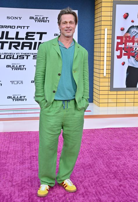 Brad Pitt Bullet Train, Green Linen Suit, Brad Pitt Style, Shopping List Clothes, Bullet Train, Red Carpet Look, Asap Rocky, Actor Picture, Green Suit