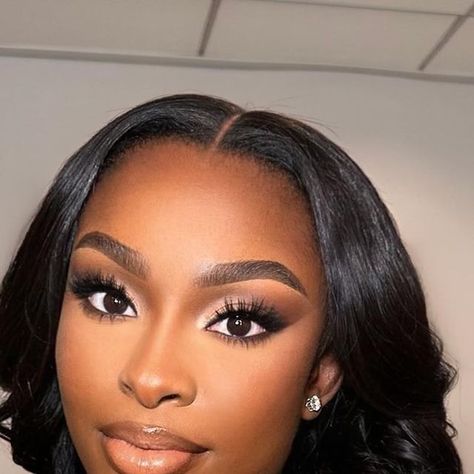 Dark Skin Natural Makeup, Black Women Wedding Makeup, Nude Makeup Looks, Imvu Heads, Graduation Vibes, Melanin Makeup, Flawless Face Makeup, Life Plans, Birthday Makeup Looks