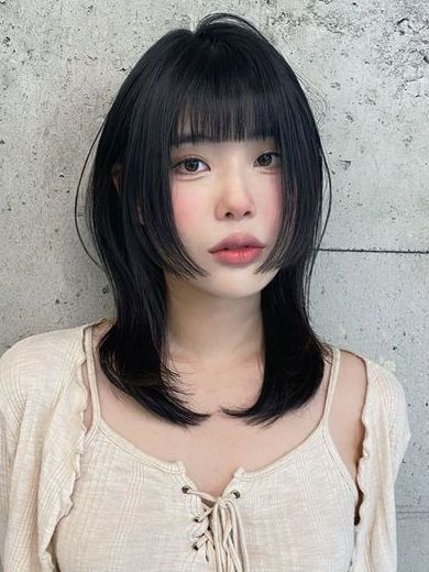 It arrived quickly everything is fine the product can be used. Asian With Bangs, Hime Wolf Cut, Short Japanese Haircut, Hime Haircut Short, Short Hime Cut, Hime Cut Short Hair, Short Korean Hairstyles, Hair Styles Bangs, Hime Cut Hairstyles