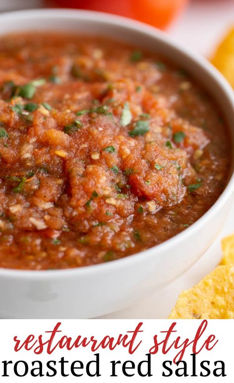 A simple and easy roasted red salsa that's perfect for Taco Tuesday, and some tips to help you make the best homemade salsa ever! Roasted Red Salsa, Slow Smoked Brisket, Chocolate Covered Strawberry Cheesecake, Red Salsa, Smoked Brisket, Homemade Salsa, Taco Tuesday, Fusion Food, Salsa Recipe