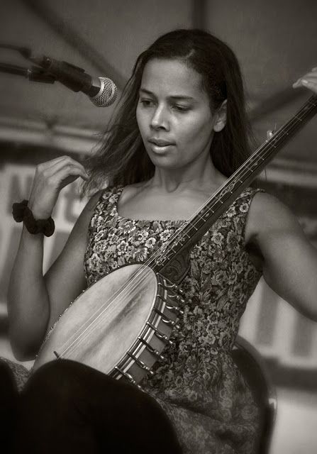 nc music studios | Dan Routh Photography: Rhiannon Giddens #2 Rhiannon Giddens, Vibe Music, Music Studios, Greensboro North Carolina, Creative Women, Folk Festival, Great People, Black Culture, All Music