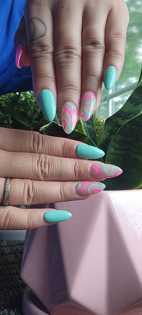 Minimalist nail art full set nail design inspo IG @ Nailsby.danny 
Ig @ SpicyAivy Cyan Nails Design, Teal And Pink Nails Ideas, Teal Pink Nails, Pink Teal Nails, Pink And Teal Nails Design, Turquoise And Pink Nails, Teal Almond Nails, Turquoise Summer Nails, Nails Minimalist Design