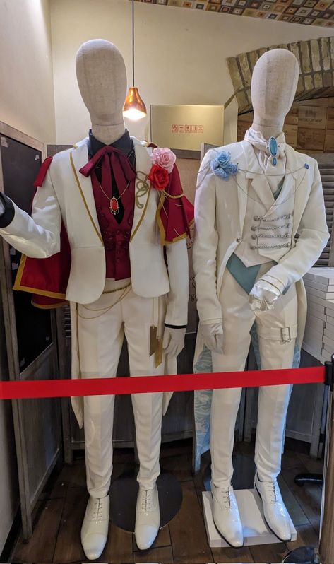 White Butler Outfit, Fancy Clothes Aesthetic Men, White Royal Outfit Male, Royal Ball Outfit Men, Angelic Clothes Male, Male Fancy Outfits, Angelic Outfits Male, Prince Clothing, Angelic Outfits